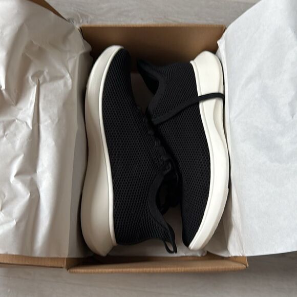 Vivaia Unisex Sneakers Urban Slip Ins Women's 11.5‎ urban black NWT in pkg - Picture 8 of 12